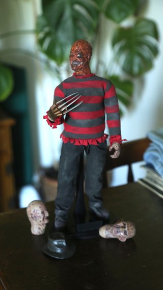 Figura Freddy Krueger 1/6 Custom 3 Cabezas