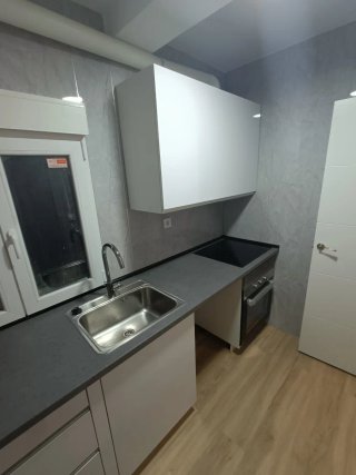 Particular . Venta piso , tercera planta ,exterior