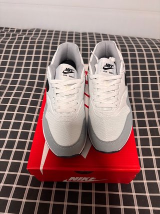 Nike Air Max 1 Grigio e Bianco