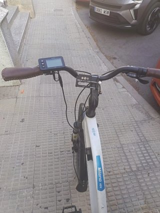 Bicicleta Eléctrica NGM Blanca