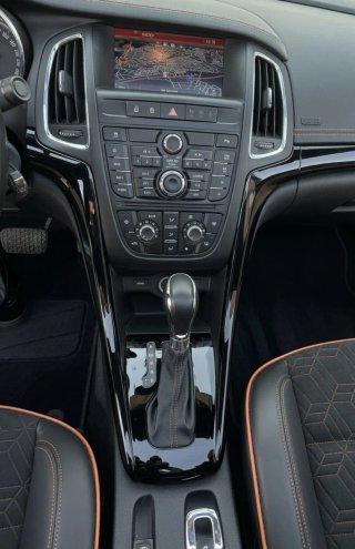 Opel Cabrio 2017 automatic 128.000km sport