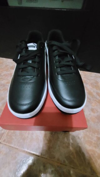 Zapatillas Puma Talla 41 Negras y Blancas