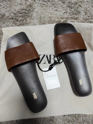 Sandalias piel Zara Marrón