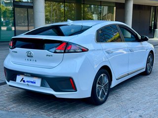 Hyundai IONIQ 1.6 GDI PHEV Tecno DCT