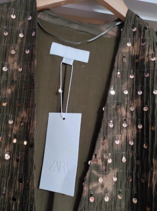 Kimono Zara lentejuelas verde y dorado
