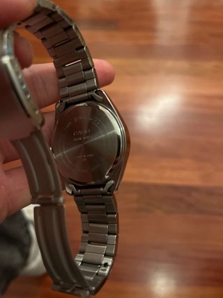 Reloj Casio Gris y Plateado