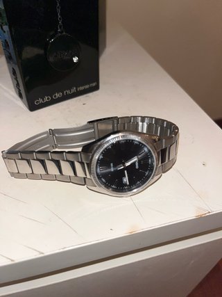 Reloj Casio Gris y Plateado