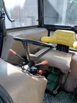 Tractor John Deere 3340 Tracción Simple