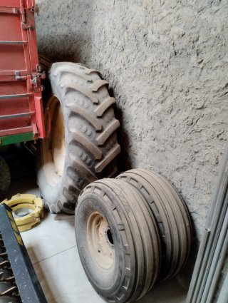 Tractor John Deere 3340 Tracción Simple