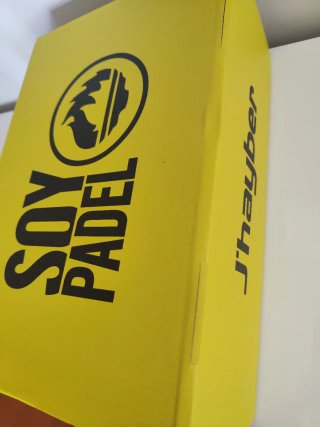¡Nuevas! Zapatillas Padel Jhayber. 43 y 44