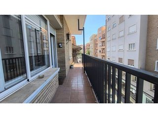 Piso en venta en Universidad San Francisco en Zaragoza