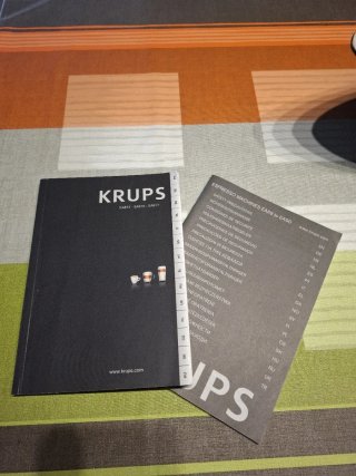 Cafetera Krups Essential automática como nueva