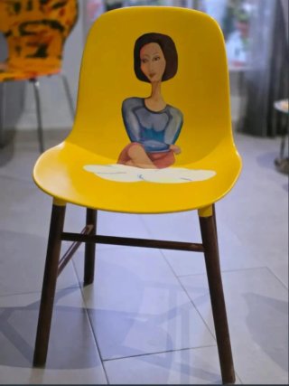 Silla Diseño Restaurada - Ilustración
