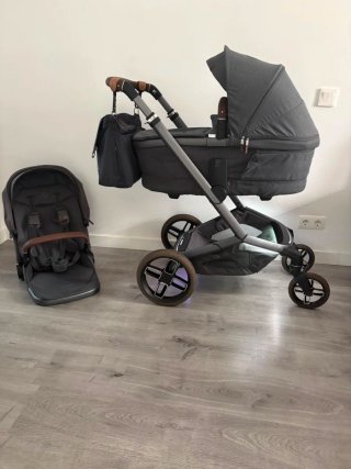 Maxi Cosi Fame coche de bebé con luces