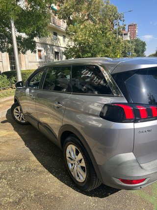 Peugeot 5008 2017