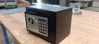 Caja Fuerte Negra Pequeña sin llaves