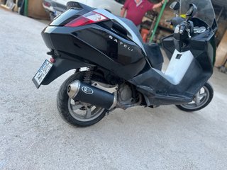 Peugeot Scooter 125cc Negra