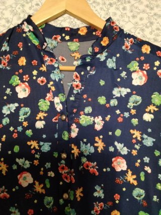 Vestido floral vintage azul