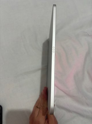 iPad Air 11 Plata Se entrega con caja 64gb