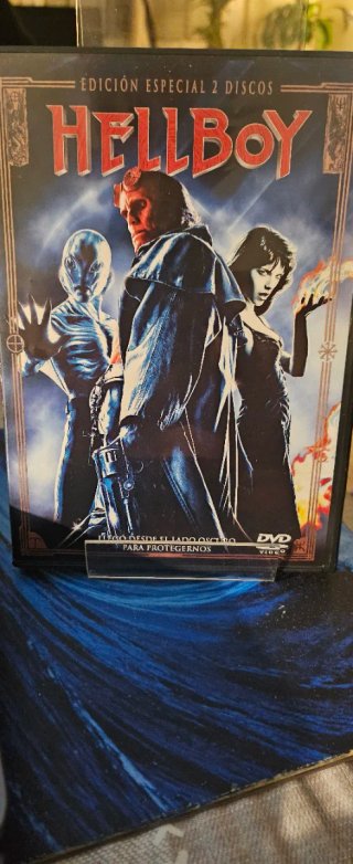 Carátulas de películas, sólo la caja, a 1 eur
