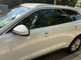 Jaguar F-Pace 2016