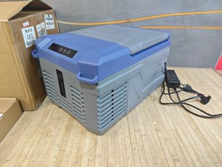 VEVOR Nevera de Compresión Portátil 9L Mini Nevera
