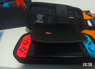 Nintendo Switch con accesorios