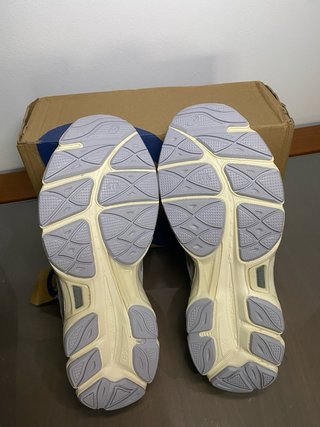 Asics Gel NYC Gris Blanco