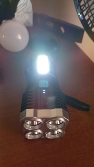 Oferta❤️Linterna LED Recargable nueva