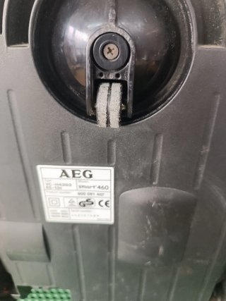 Aspiradora AEG Smart 460 Roja.