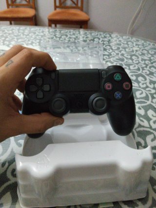 Mando DoubleShock 4 PS4 sin usar