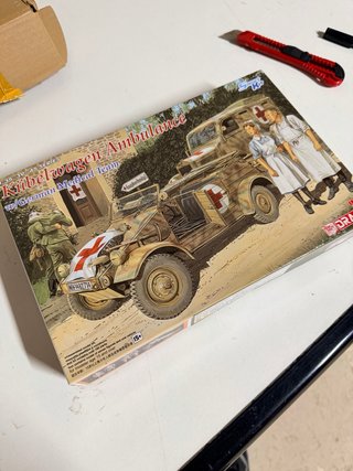 Maqueta Kübelwagen Ambulance 1/35