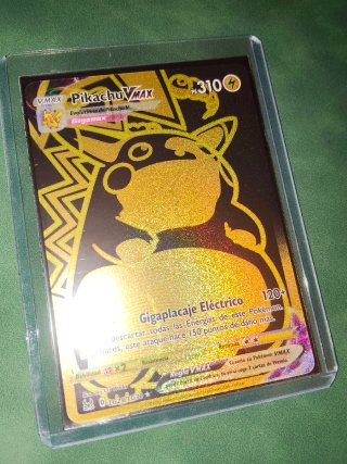 Carta Pokémon Pikachu VMAX Gigamax TG29/TG30