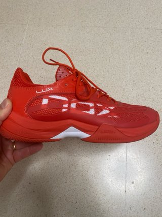 ZAPATILLAS DE PÁDEL NOX AT10 LUXURY ROJO