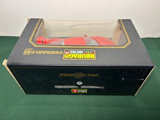 Bburago Ferrari F40 (1987) 1:18 Die-Cast rossa