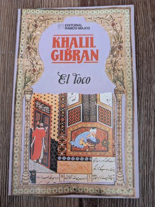 Caja Cofre Literario de Literatura Árabe 🇪🇬🇱🇧
