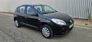 Dacia Sandero 2011