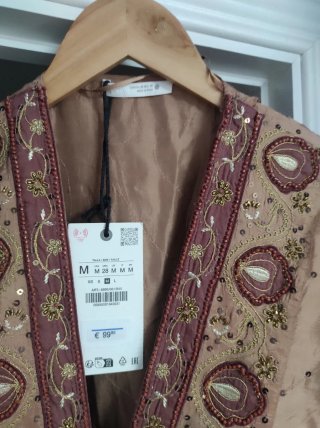 Vestido kaftan Zara