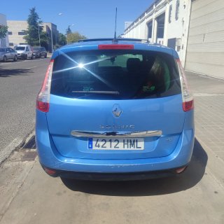 Renault Grand Scenic 2012