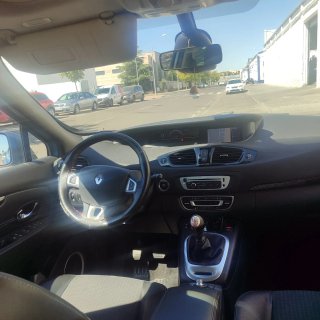 Renault Grand Scenic 2012