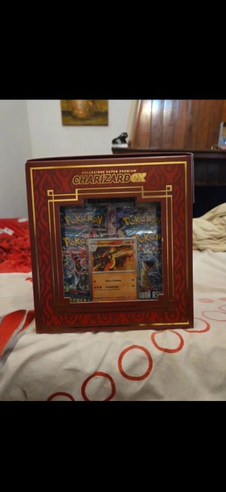 Collezione Super Premium Charizard EX