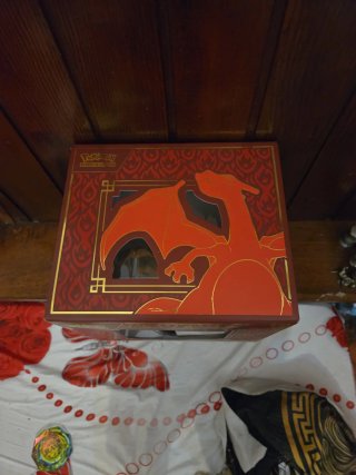 Collezione Super Premium Charizard EX