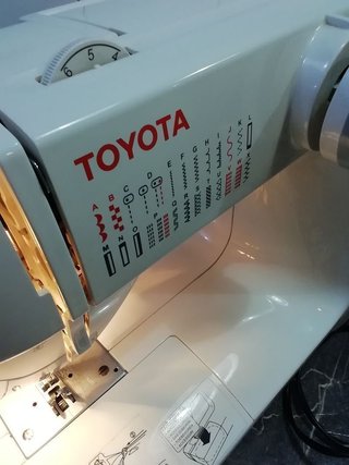 Maquina Coser Toyota Quilt Master para Repuestos