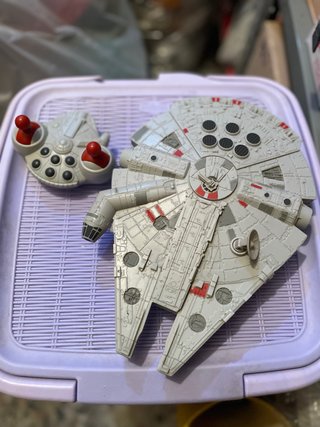 Millennium Falcon star wars