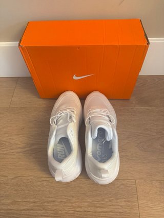 Sneakers Nike Zoom Bianche da Corsa Nuove