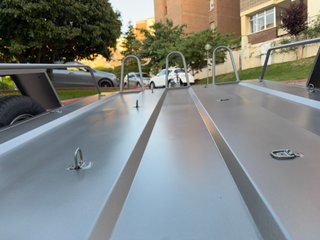 Remolque para 3 motos nuevo.