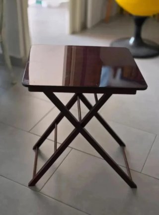 Mesa auxiliar nogal antigua plegable