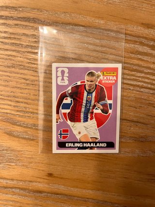 Cromos Panini FIFA Erling Haaland Extra MORADO