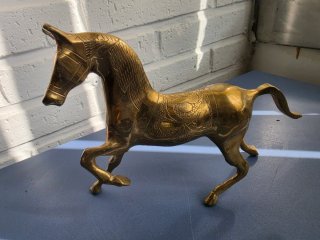 Lote de figuras de caballos