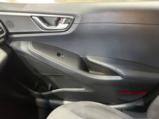 Hyundai IONIQ 1.6 GDI PHEV KLASS DT (2021)